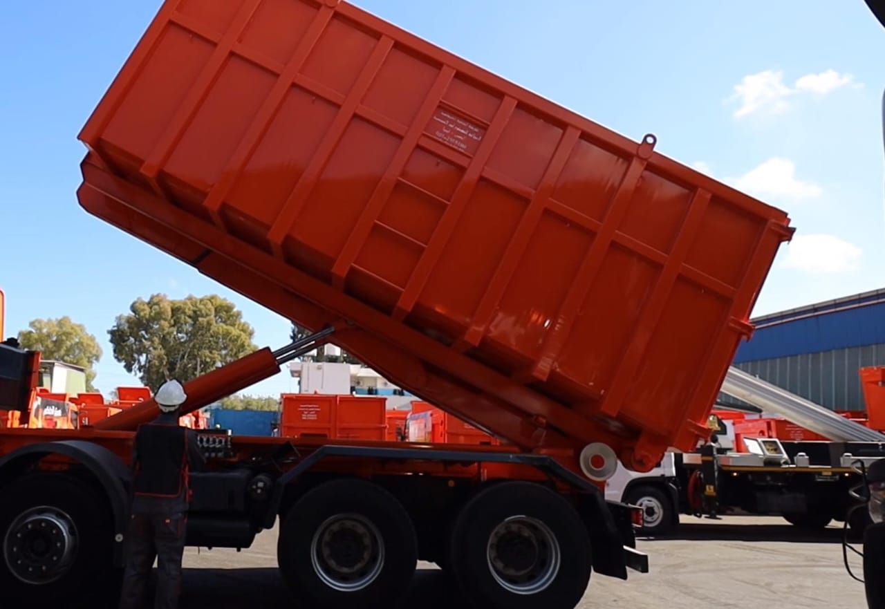 مخطاف لرفع صناديق القمامة 8 طن - الصورة 2