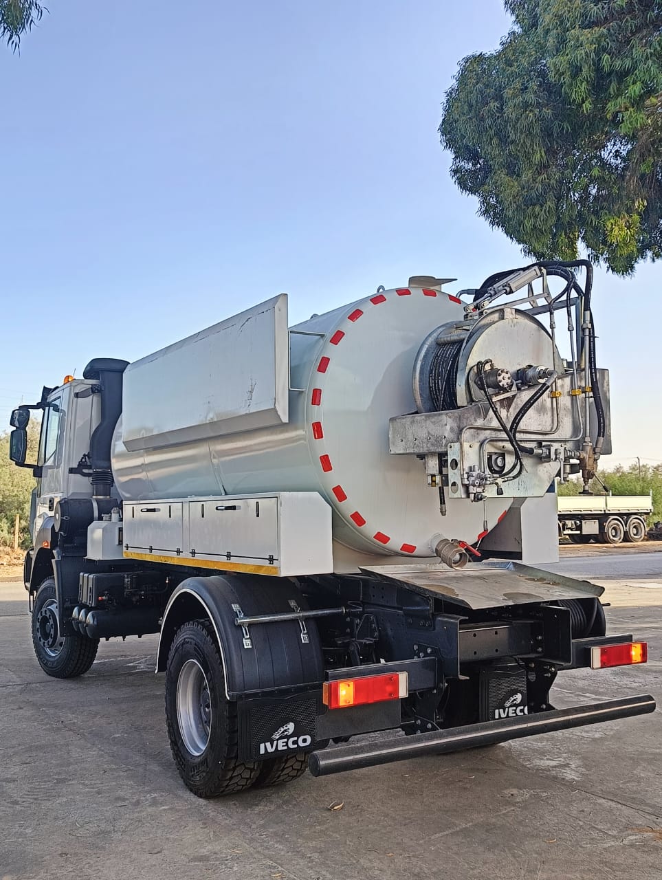 خزان تسليك مياه الصرف الصحي